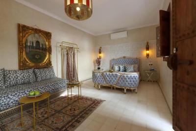 Prestigious Riad for Sale – Elegance and Authenticity in the Heart of the Medina