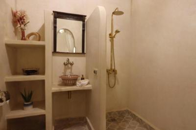 Prestigious Riad for Sale – Elegance and Authenticity in the Heart of the Medina