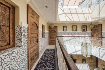 Prestigious Riad for Sale – Elegance and Authenticity in the Heart of the Medina