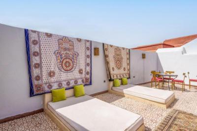 Prestigious Riad for Sale – Elegance and Authenticity in the Heart of the Medina
