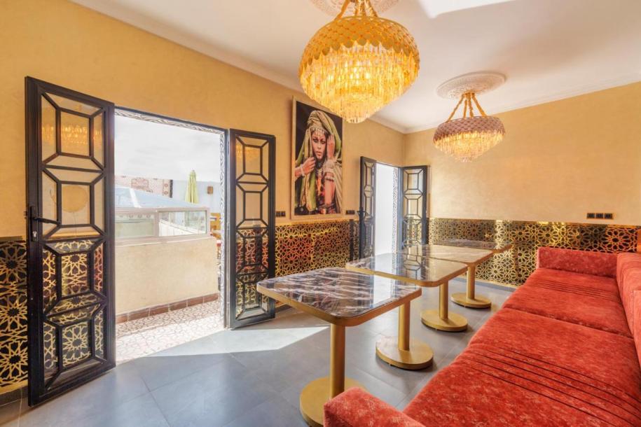 Prestigious Riad for Sale β Elegance and Authenticity in the Heart of the Medina-4