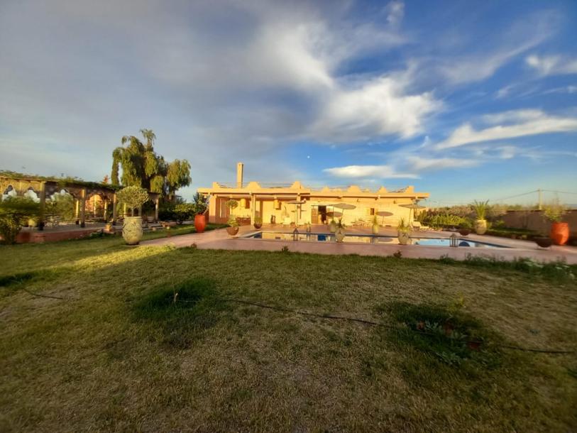 Luxury Oasis in Morocco with Pool: Perfect for Tourism or Private Retreat-0