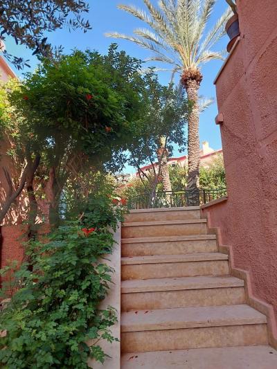 Exceptional Villa with Pool, Landscaped Garden, and Security for Sale in Marrakech
