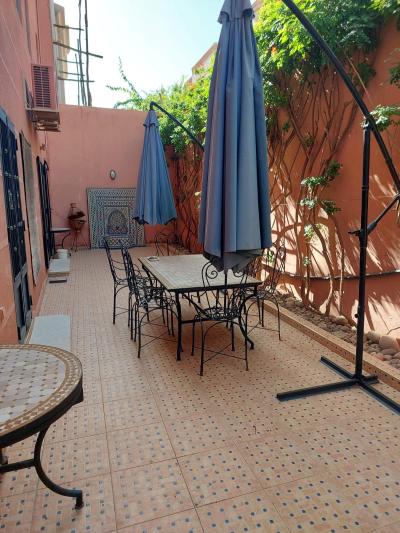 Exceptional Villa with Pool, Landscaped Garden, and Security for Sale in Marrakech
