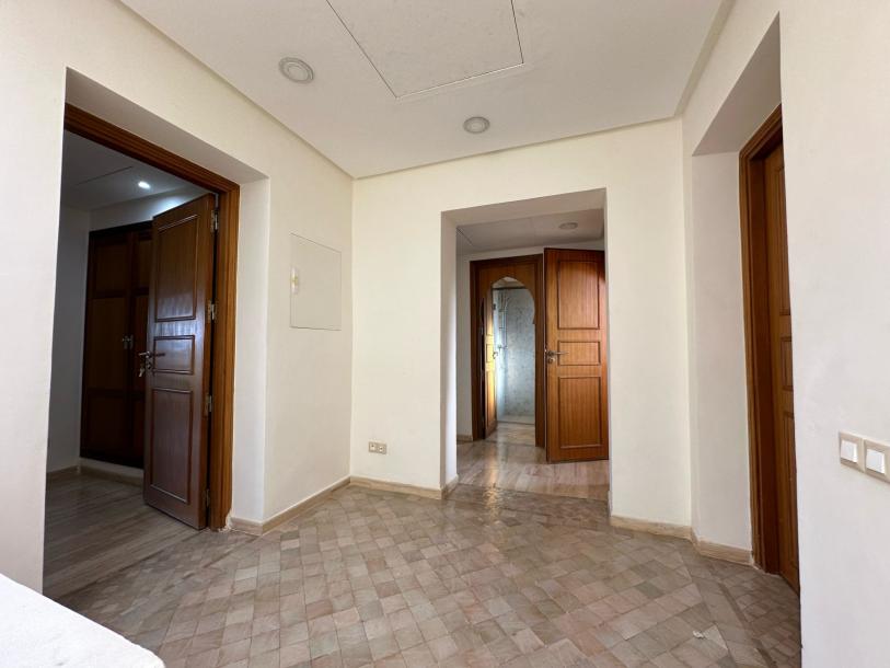 Stunning Villa for Sale – Luxury and Comfort in an Exceptional Setting-7