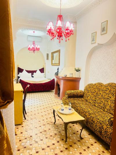 Charming Guesthouse for Sale: A Unique Opportunity to Invest in Hospitality