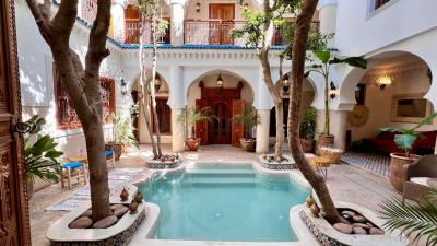 Charming Guesthouse for Sale: A Unique Opportunity to Invest in Hospitality