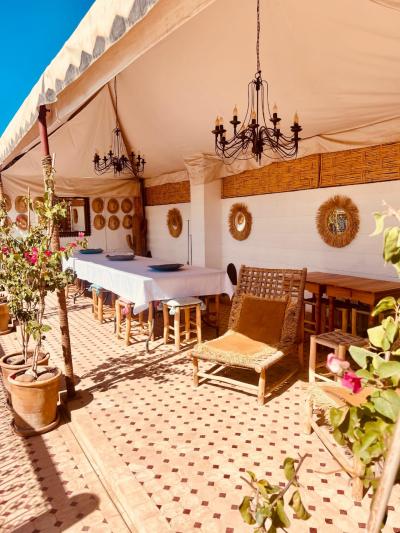 Charming Guesthouse for Sale: A Unique Opportunity to Invest in Hospitality