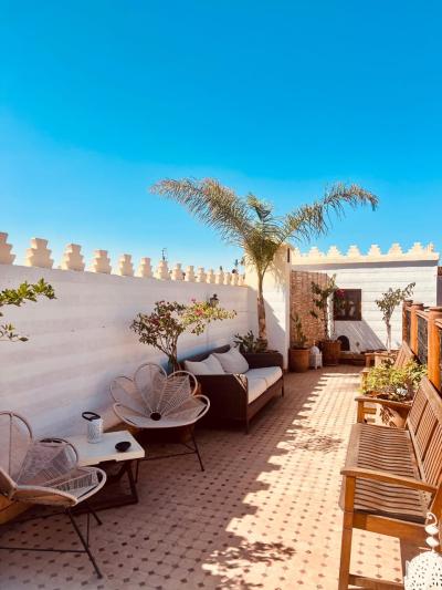 Charming Guesthouse for Sale: A Unique Opportunity to Invest in Hospitality