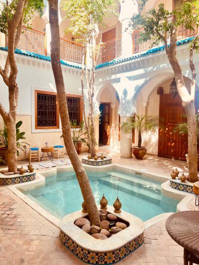 Charming Guesthouse for Sale: A Unique Opportunity to Invest in Hospitality