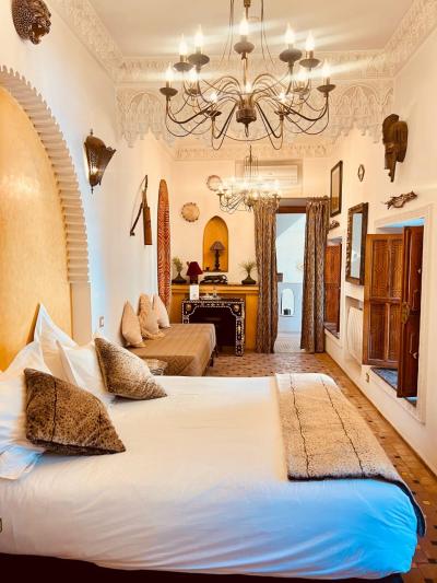 Charming Guesthouse for Sale: A Unique Opportunity to Invest in Hospitality