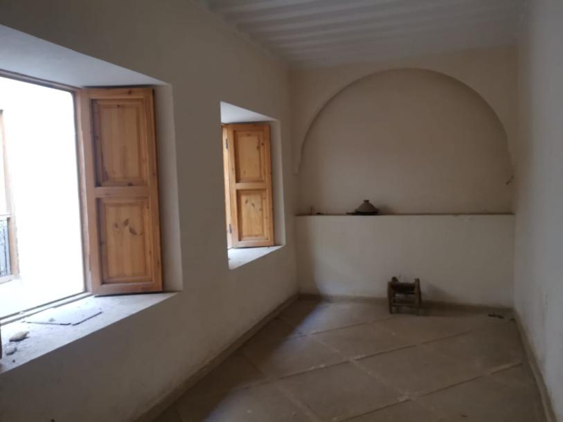 Exquisite Riad for Sale – A Blend of Tradition and Modern Luxury-4
