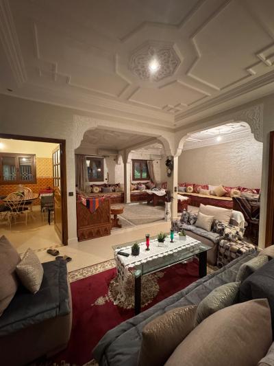 House for Sale – Comfort and Charm Guaranteed!