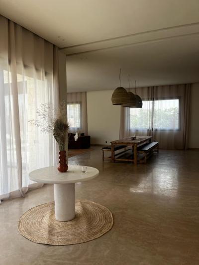EXCEPTIONAL NEW VILLA – SPACE, COMFORT & ELEGANCE