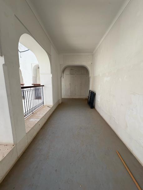 Charming Riad with Great Layout and Potential-2