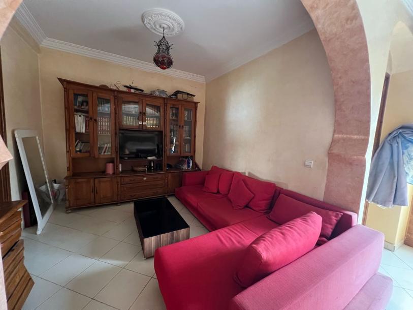 Elegant Villa with Pool, Garden, Hammam, and Spacious Living Areas for Sale-11