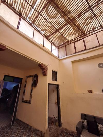 Authentic Douiria to Renovate – Ideal Project in the Heart of the Medina