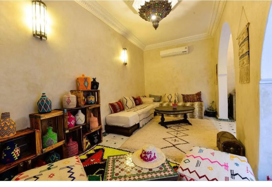 Charming Finished Guest House in Prime Location-8