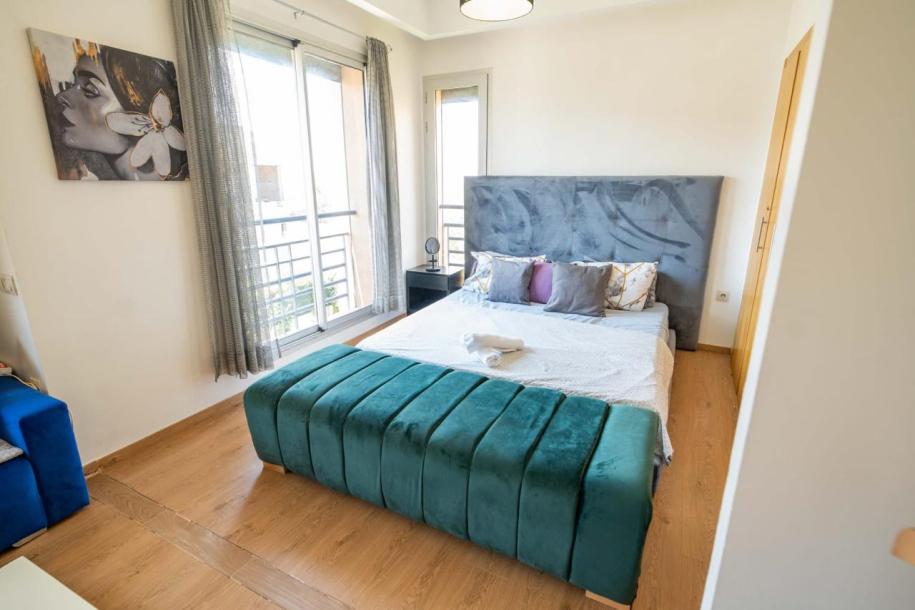 Stylish Villa in a Quiet Neighborhood-19
