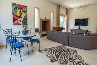 Stylish Villa in a Quiet Neighborhood