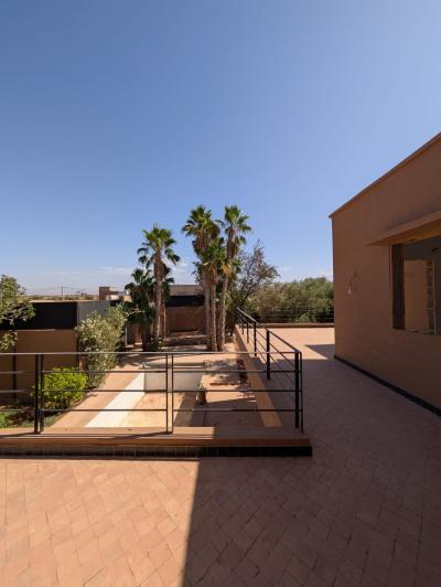 Modern Villa for Sale on the Fez Road – Marrakech