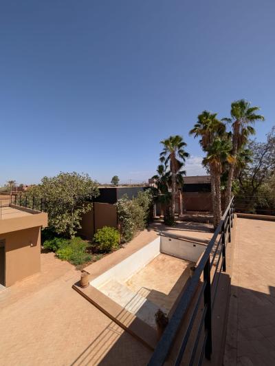 Modern Villa for Sale on the Fez Road – Marrakech