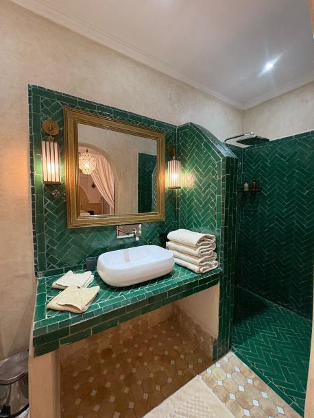Titled Guesthouse Riad for Sale – Zaouia Abbassia, Marrakech-11